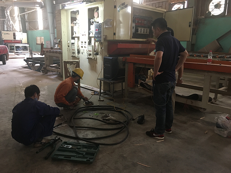 越南胶合板厂安装